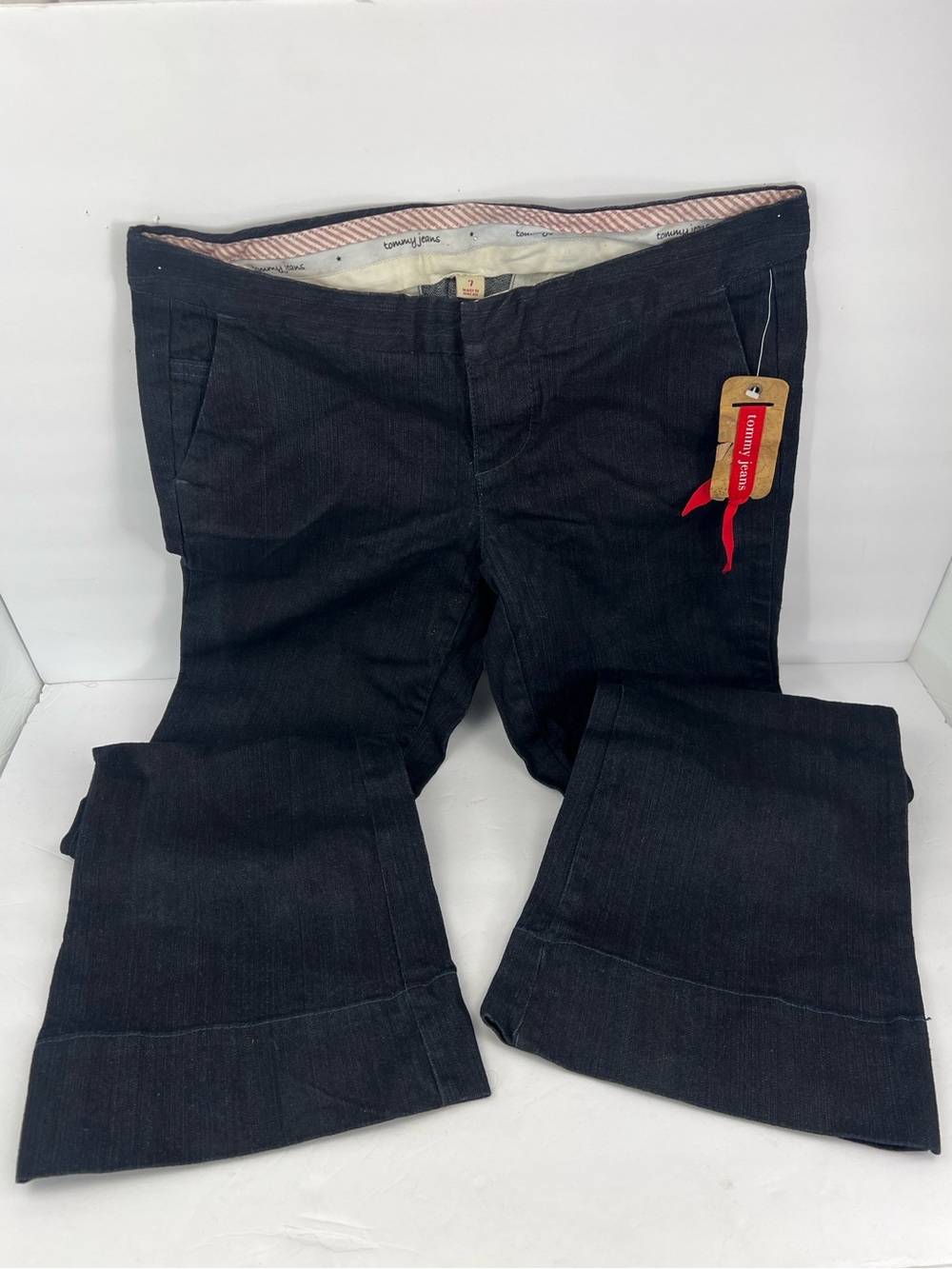 TOMMY JEANS WOMEN’S DARK BLUE JEANS SIZE 7, 84% cotton, 15% POLYESTER 1% SPANDEX
